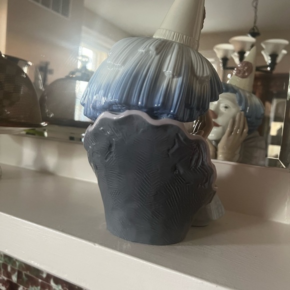 Lladro Pensive Clown - Picture 6 of 6